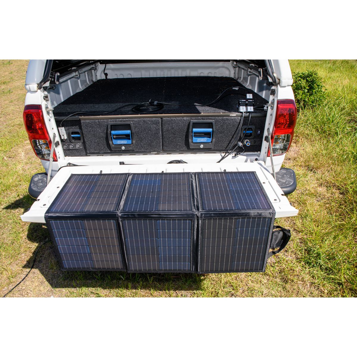 DriveTech DT-02010 distributing solar power in a touring vehicle